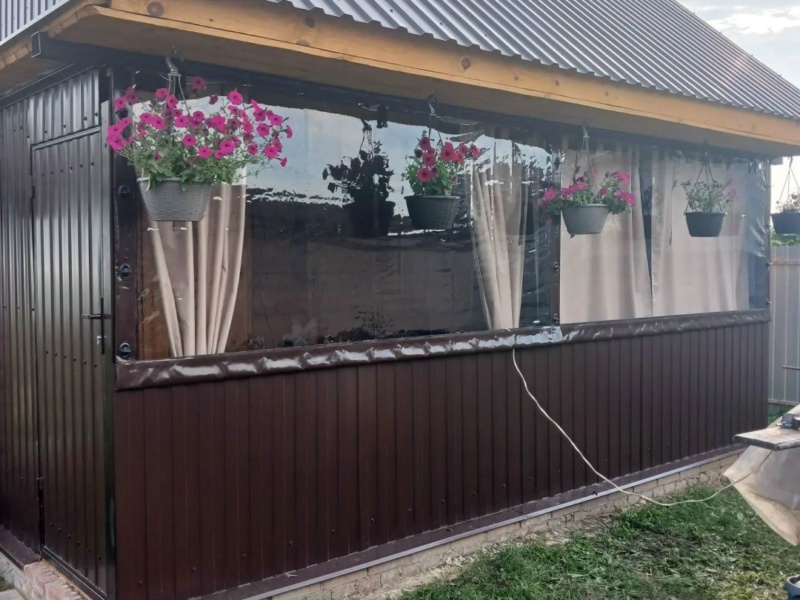 Мягкие окна для веранды и беседки
